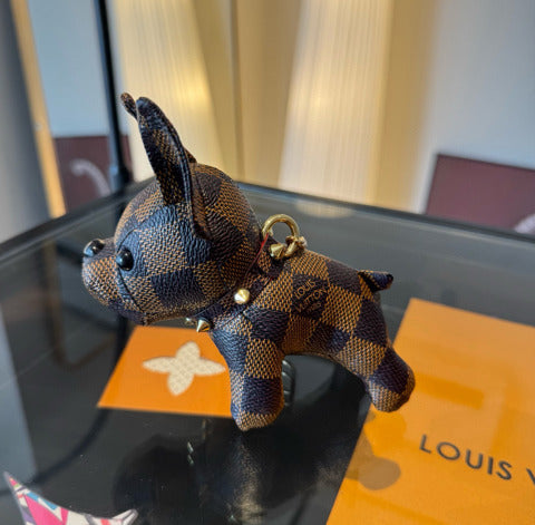 porte-cles ou bijou de sac bouledogue francais LV