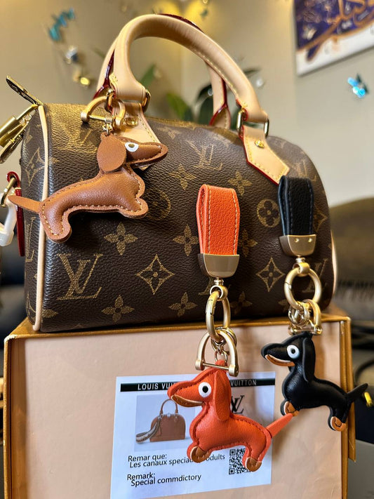 porte-cles avec charm teckel